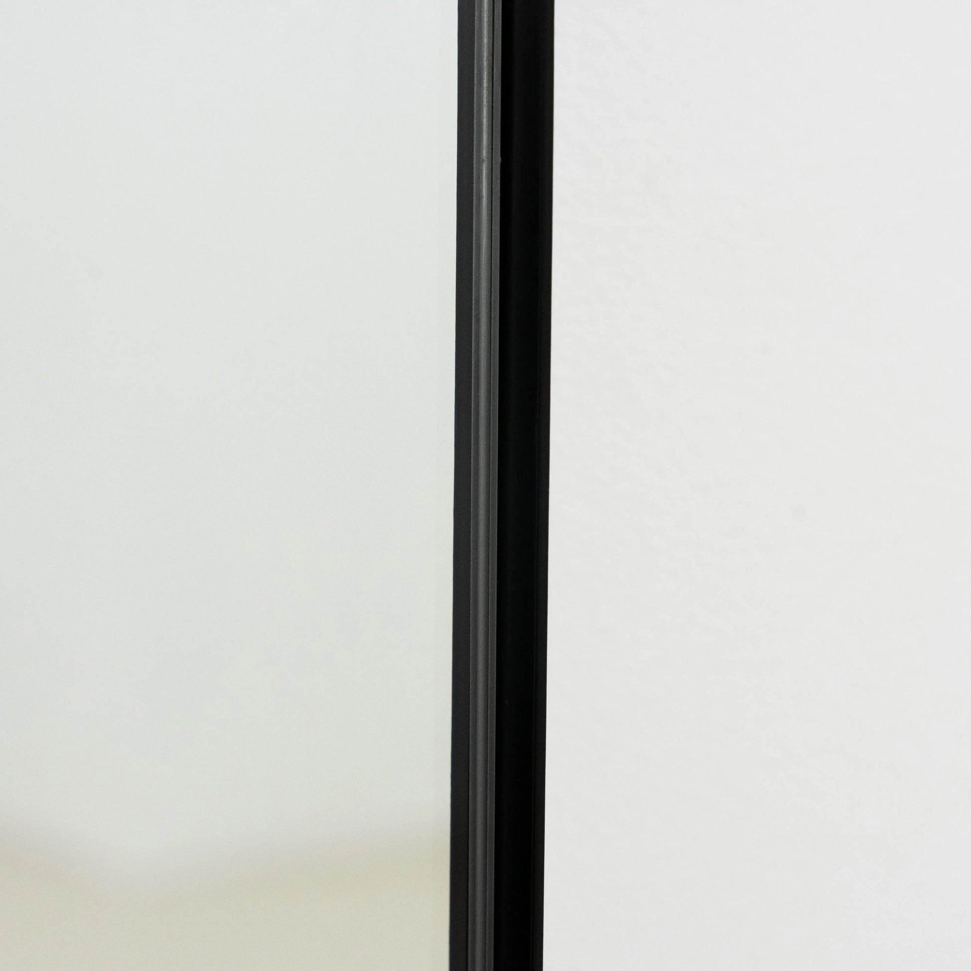 Theo Arched Full-Length Mirror with Premium Metal Frame - Industrial Design 160 x 50 cm Spiegel Weltt