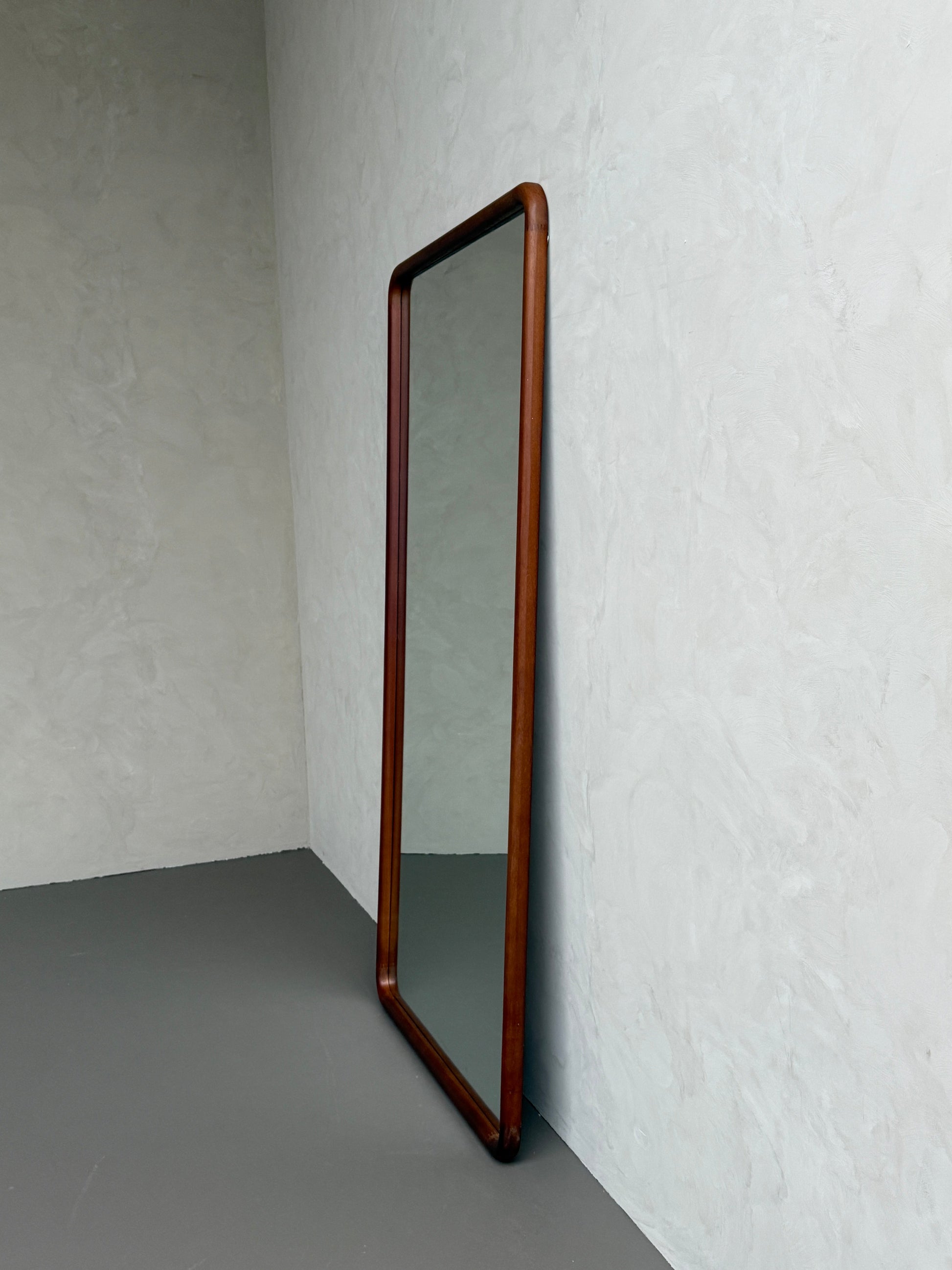 Elin Walnut – Rectangular Solid Wood Floor Mirror 200 x 100 cm Mirrorum