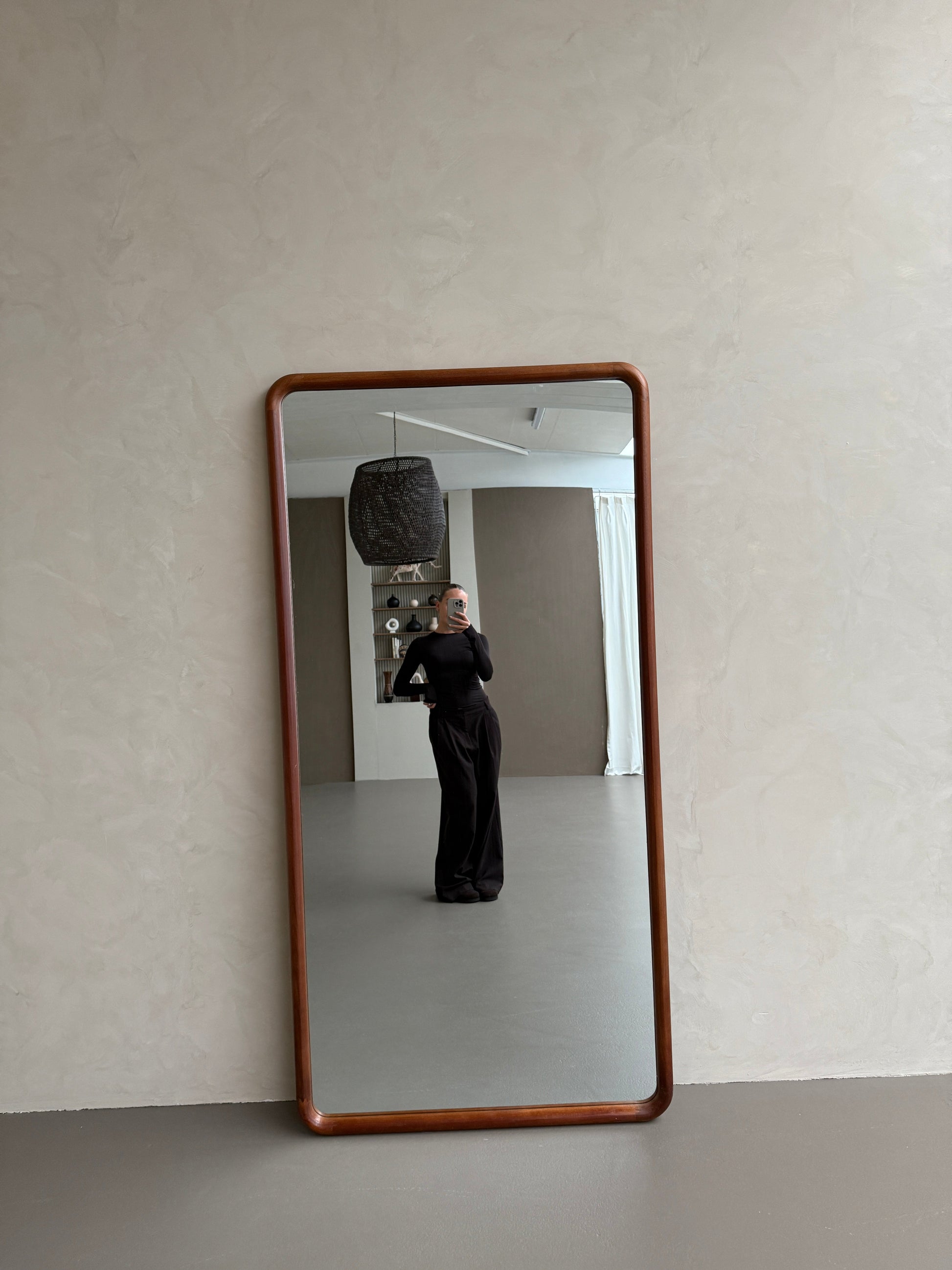 Elin Walnut – Rectangular Solid Wood Floor Mirror 200 x 100 cm Mirrorum